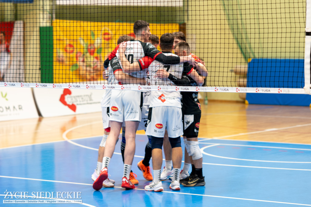 KPS Siedlce po pięciosetowym thrillerze wygrywa z MCKiS Jaworzno