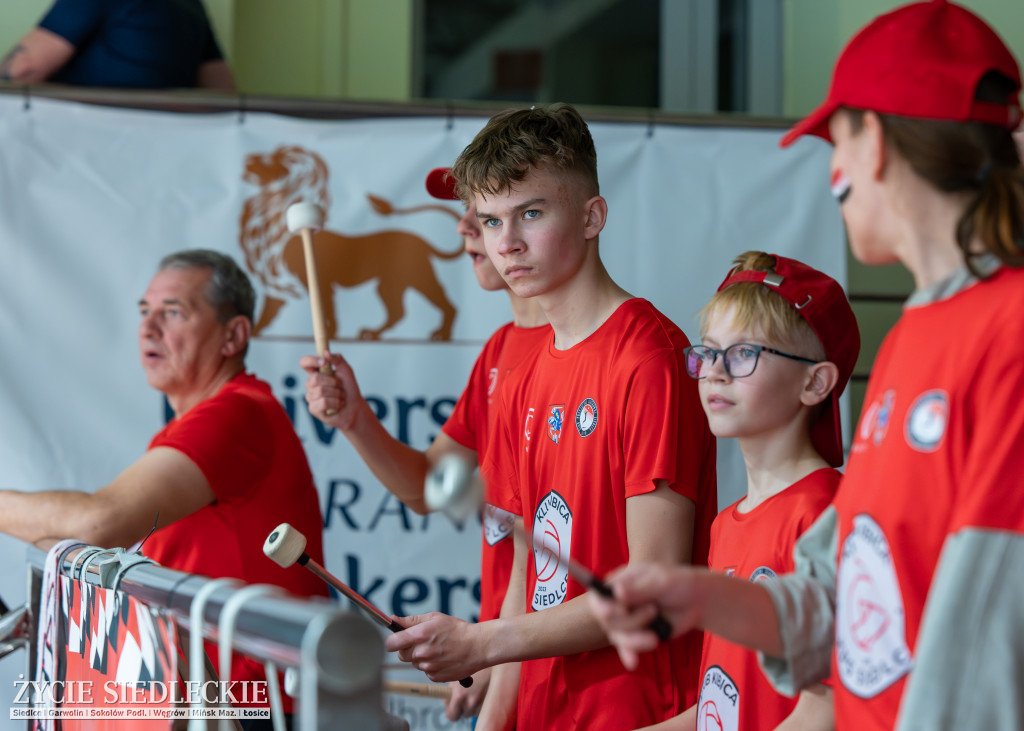 KPS Siedlce po pięciosetowym thrillerze wygrywa z MCKiS Jaworzno