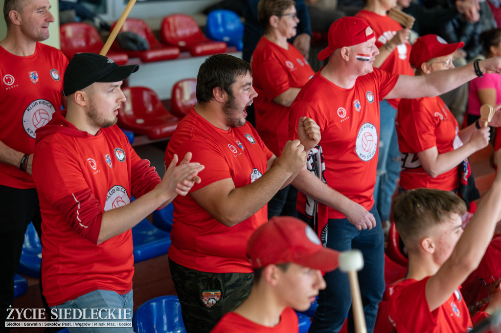 KPS Siedlce po pięciosetowym thrillerze wygrywa z MCKiS Jaworzno