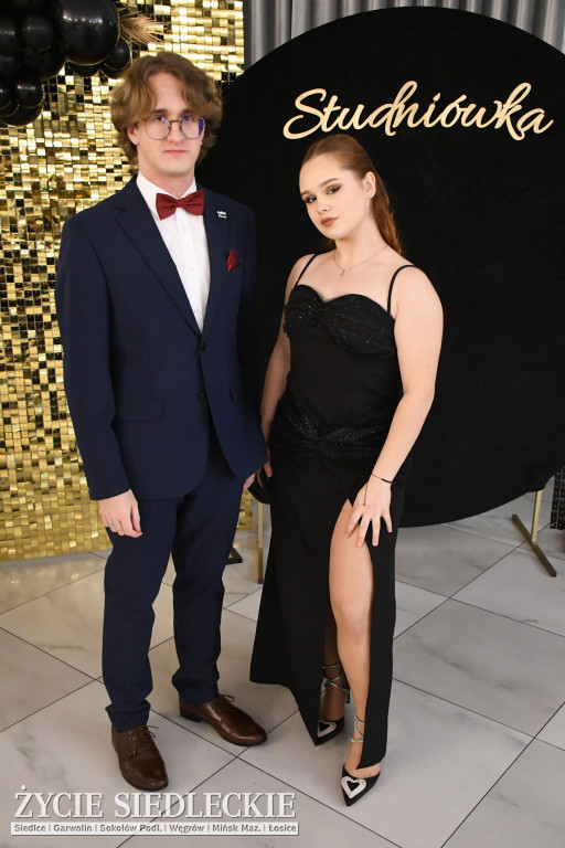 Sto dni do matury. Studniówka wzruszeń w  ,,Budowlance\