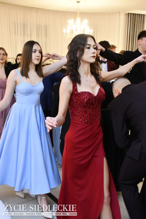 Sto dni do matury. Studniówka wzruszeń w  ,,Budowlance\