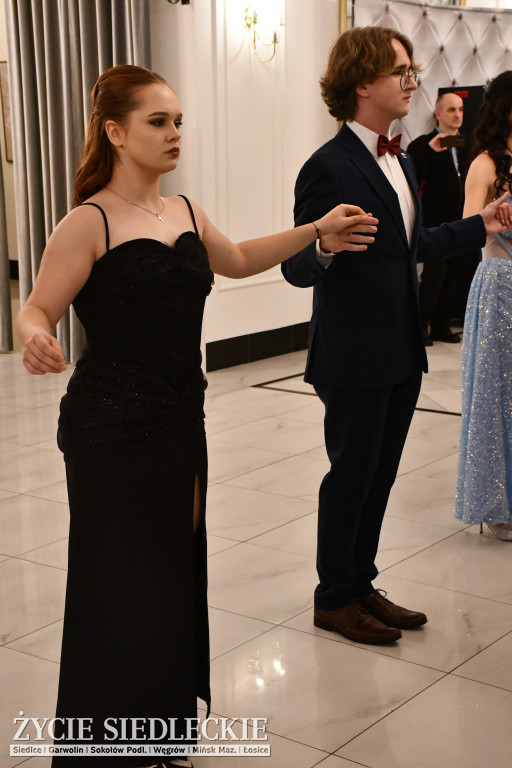 Sto dni do matury. Studniówka wzruszeń w  ,,Budowlance\