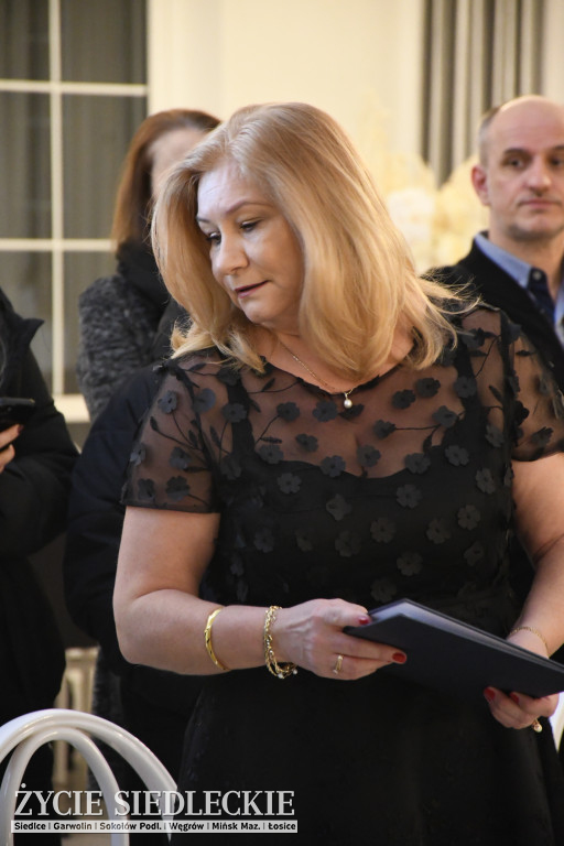 Sto dni do matury. Studniówka wzruszeń w  ,,Budowlance\