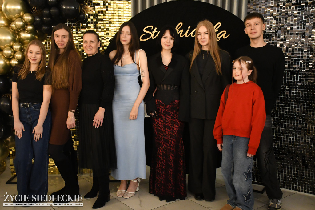 Sto dni do matury. Studniówka wzruszeń w  ,,Budowlance\