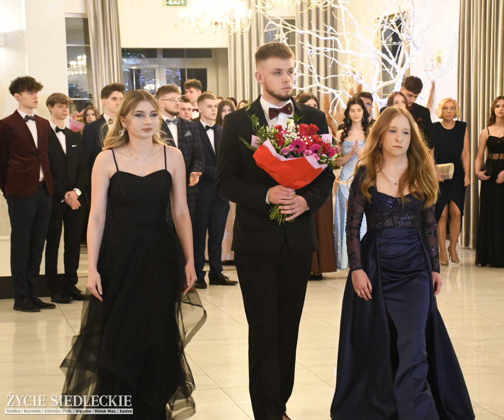 Sto dni do matury. Studniówka wzruszeń w  ,,Budowlance\