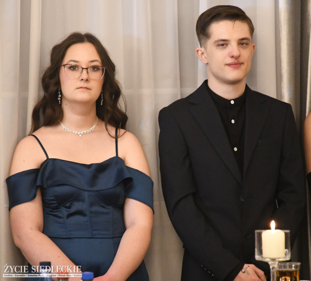 Sto dni do matury. Studniówka wzruszeń w  ,,Budowlance\