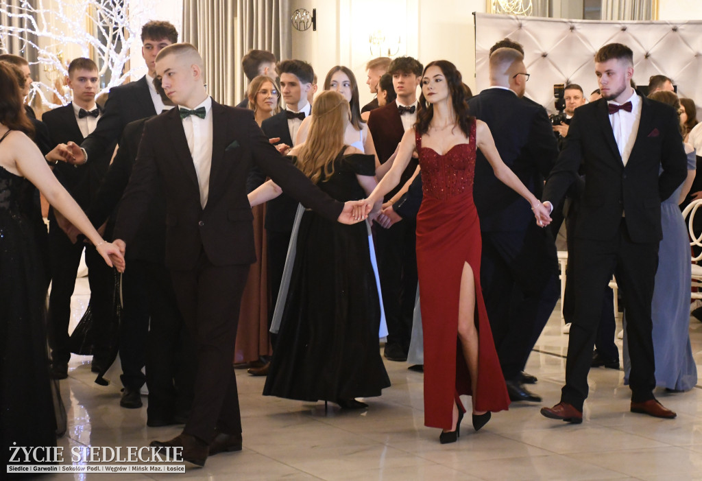 Sto dni do matury. Studniówka wzruszeń w  ,,Budowlance\