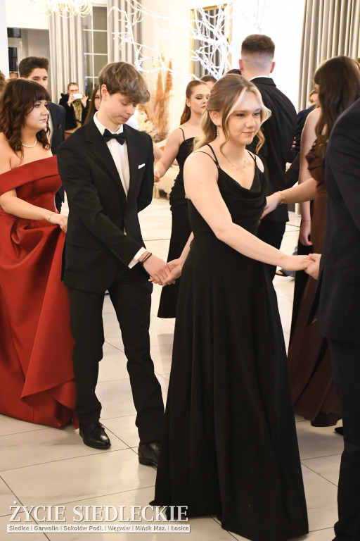 Sto dni do matury. Studniówka wzruszeń w  ,,Budowlance\