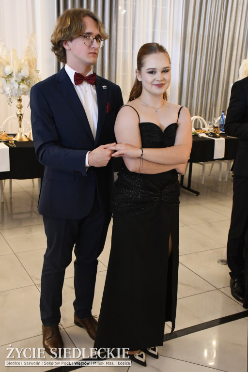 Sto dni do matury. Studniówka wzruszeń w  ,,Budowlance\