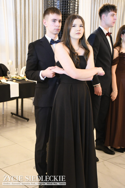 Sto dni do matury. Studniówka wzruszeń w  ,,Budowlance\