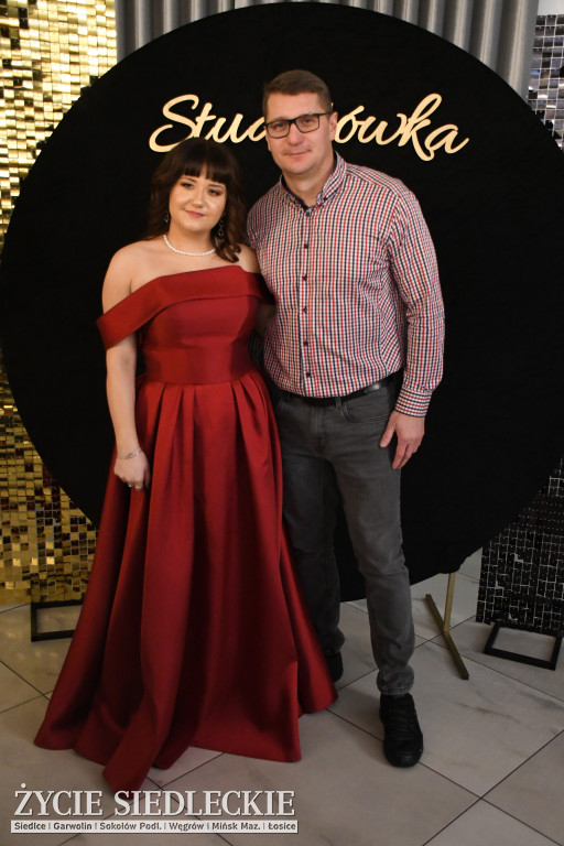 Sto dni do matury. Studniówka wzruszeń w  ,,Budowlance\