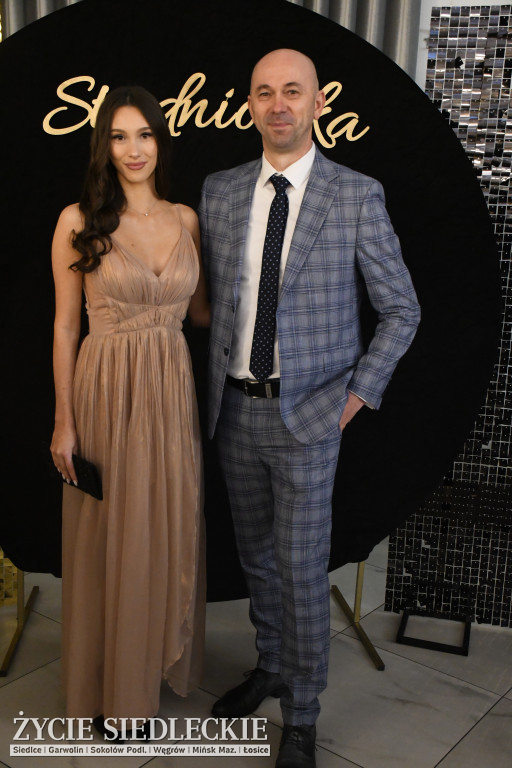 Sto dni do matury. Studniówka wzruszeń w  ,,Budowlance\