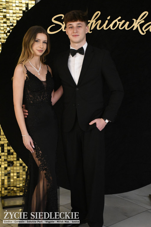 Sto dni do matury. Studniówka wzruszeń w  ,,Budowlance\