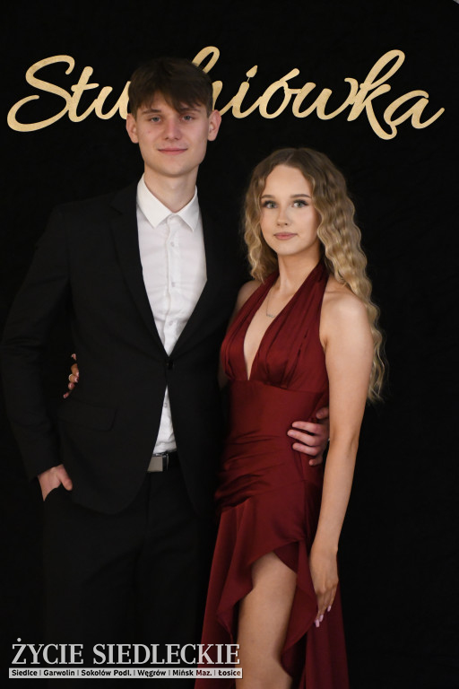 Sto dni do matury. Studniówka wzruszeń w  ,,Budowlance\