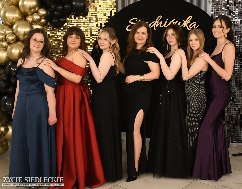 Sto dni do matury. Studniówka wzruszeń w  ,,Budowlance\