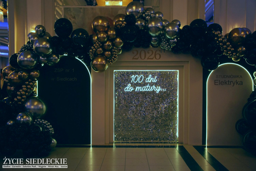 Studniówka w siedleckim \