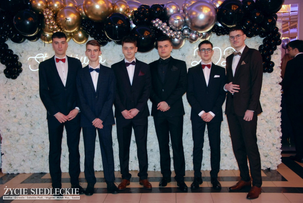 Studniówka w siedleckim \