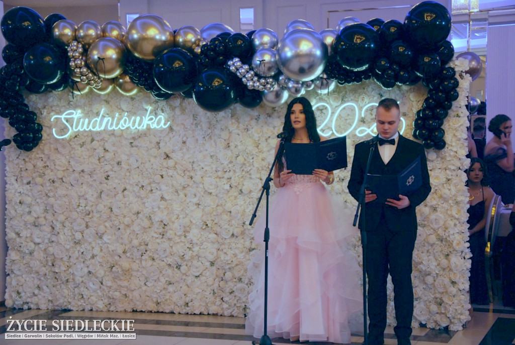 Studniówka w siedleckim \