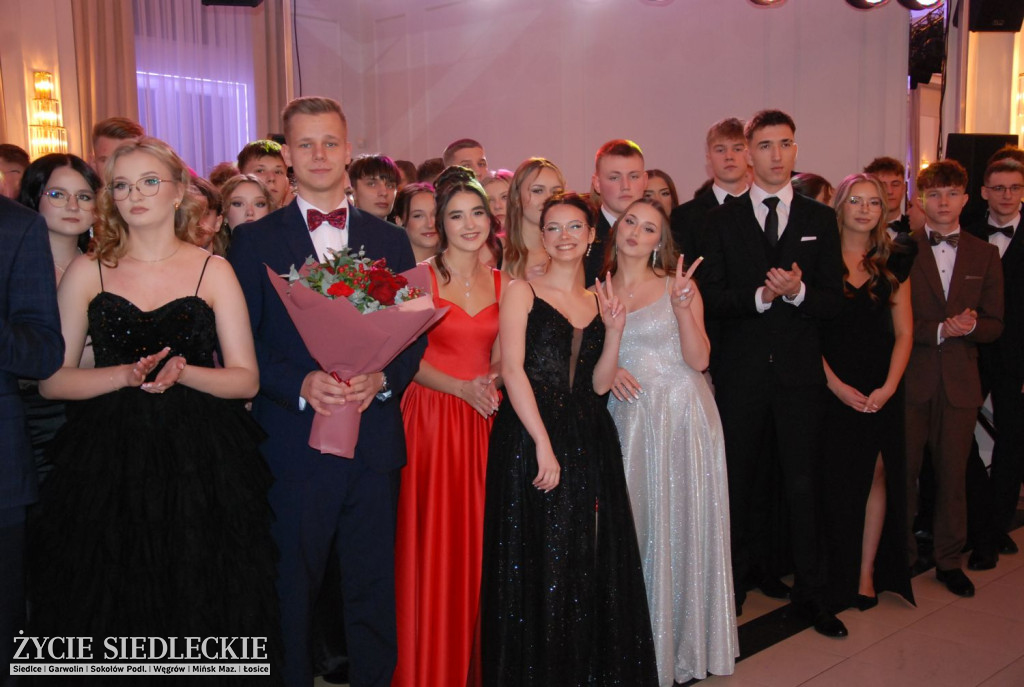 Studniówka w siedleckim \