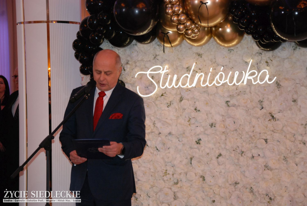 Studniówka w siedleckim \