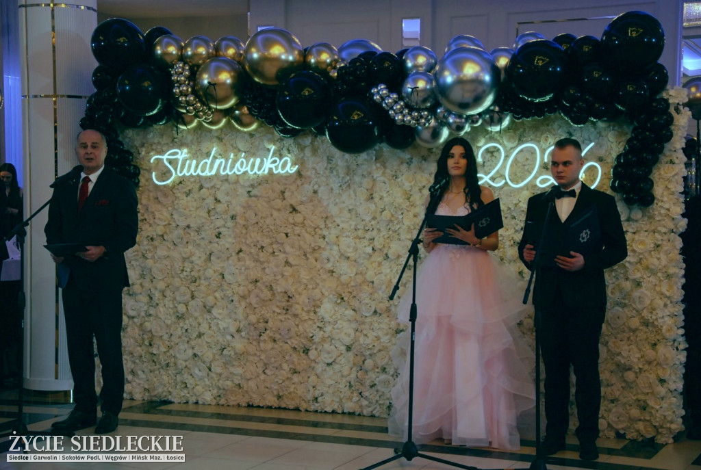 Studniówka w siedleckim \