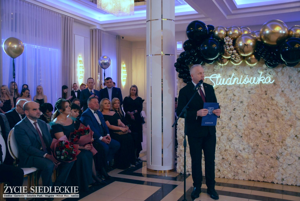 Studniówka w siedleckim \