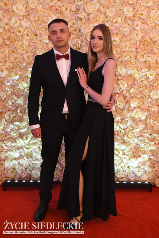 Studniówkowy bal maturzystów siedleckiej „Samochodówki”