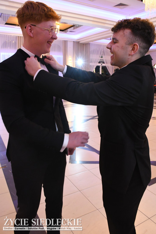 Studniówkowy bal maturzystów siedleckiej „Samochodówki”