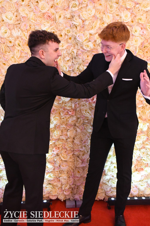 Studniówkowy bal maturzystów siedleckiej „Samochodówki”