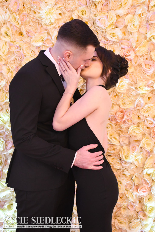 Studniówkowy bal maturzystów siedleckiej „Samochodówki”