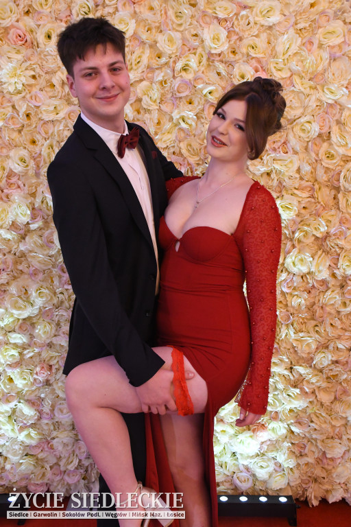 Studniówkowy bal maturzystów siedleckiej „Samochodówki”