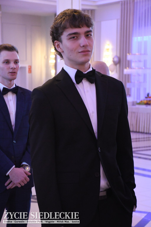 Studniówkowy bal maturzystów siedleckiej „Samochodówki”