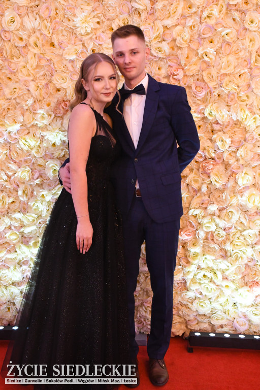 Studniówkowy bal maturzystów siedleckiej „Samochodówki”