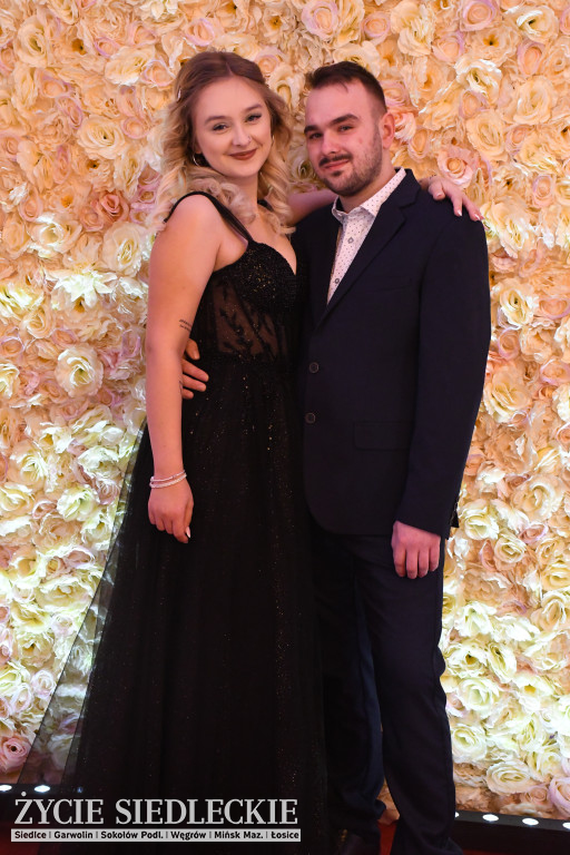 Studniówkowy bal maturzystów siedleckiej „Samochodówki”