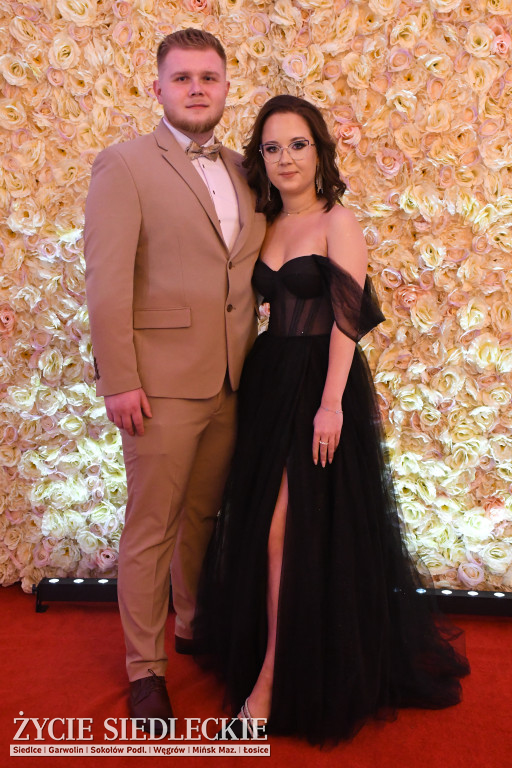 Studniówkowy bal maturzystów siedleckiej „Samochodówki”