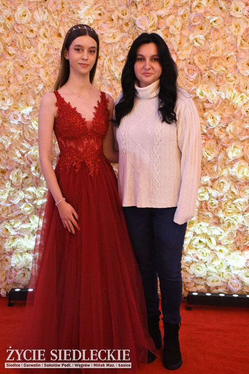 Studniówkowy bal maturzystów siedleckiej „Samochodówki”