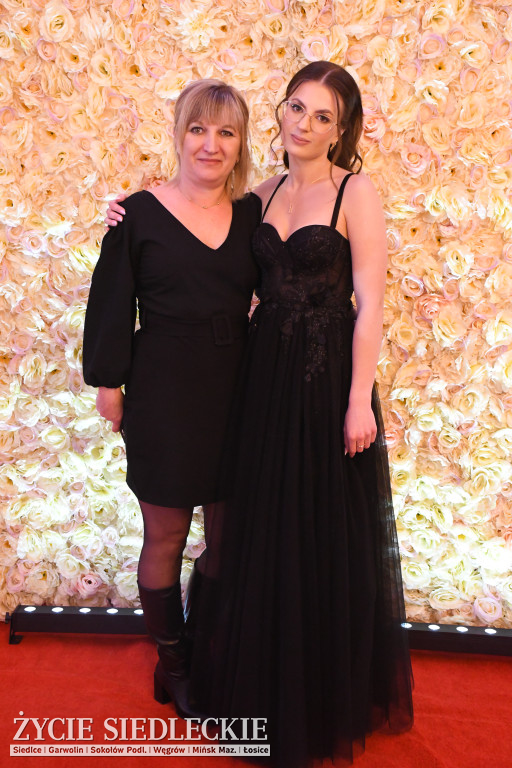 Studniówkowy bal maturzystów siedleckiej „Samochodówki”