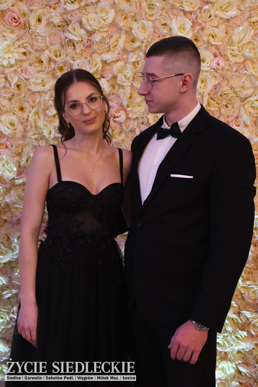 Studniówkowy bal maturzystów siedleckiej „Samochodówki”