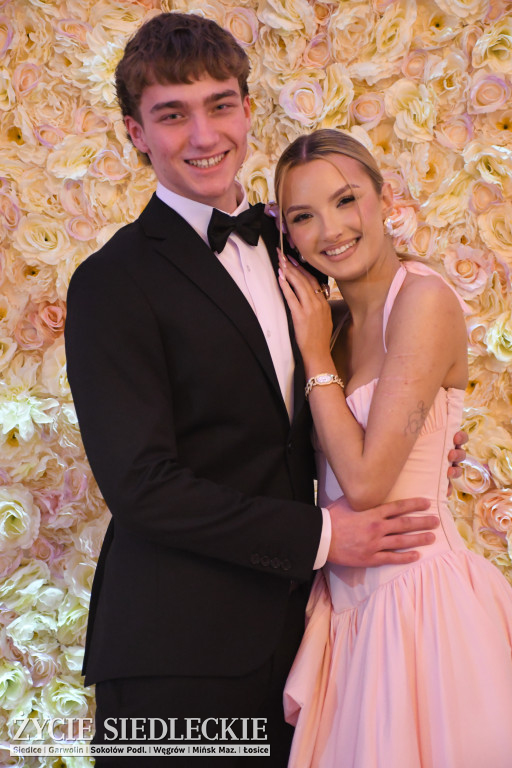 Studniówkowy bal maturzystów siedleckiej „Samochodówki”