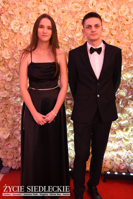 Studniówkowy bal maturzystów siedleckiej „Samochodówki”