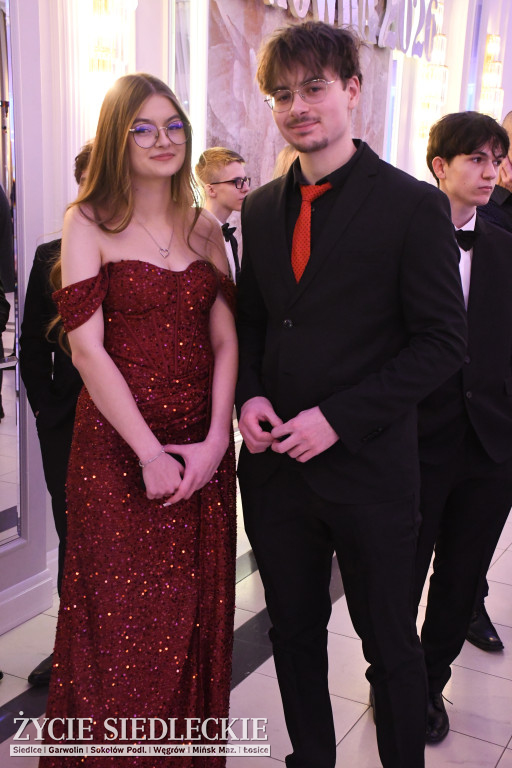 Studniówkowy bal maturzystów siedleckiej „Samochodówki”