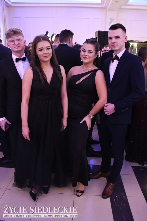 Studniówkowy bal maturzystów siedleckiej „Samochodówki”