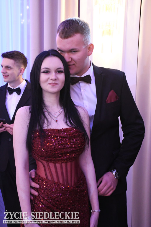 Studniówkowy bal maturzystów siedleckiej „Samochodówki”