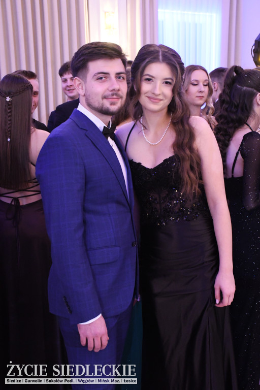 Studniówkowy bal maturzystów siedleckiej „Samochodówki”