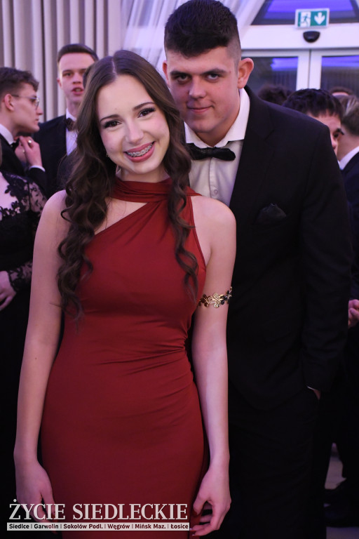 Studniówkowy bal maturzystów siedleckiej „Samochodówki”