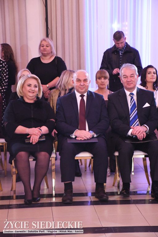 Studniówkowy bal maturzystów siedleckiej „Samochodówki”