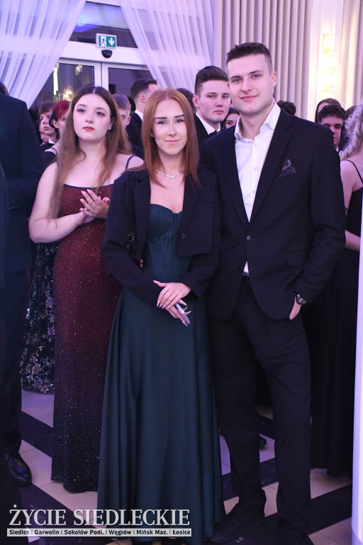 Studniówkowy bal maturzystów siedleckiej „Samochodówki”