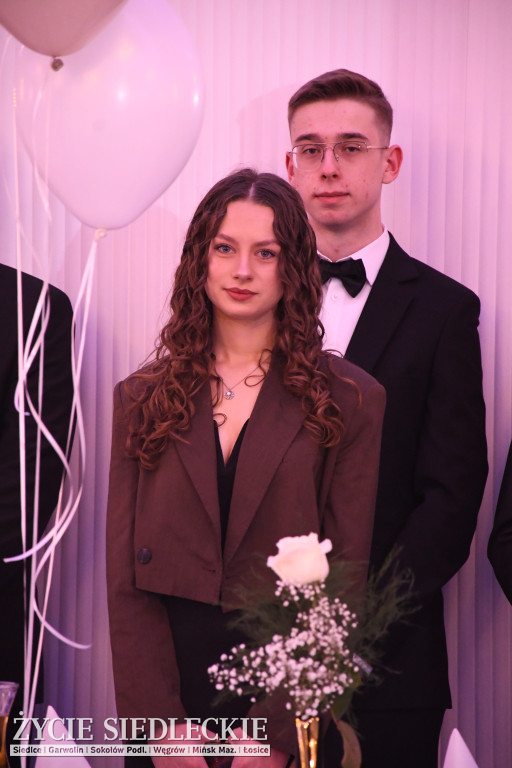 Studniówkowy bal maturzystów siedleckiej „Samochodówki”