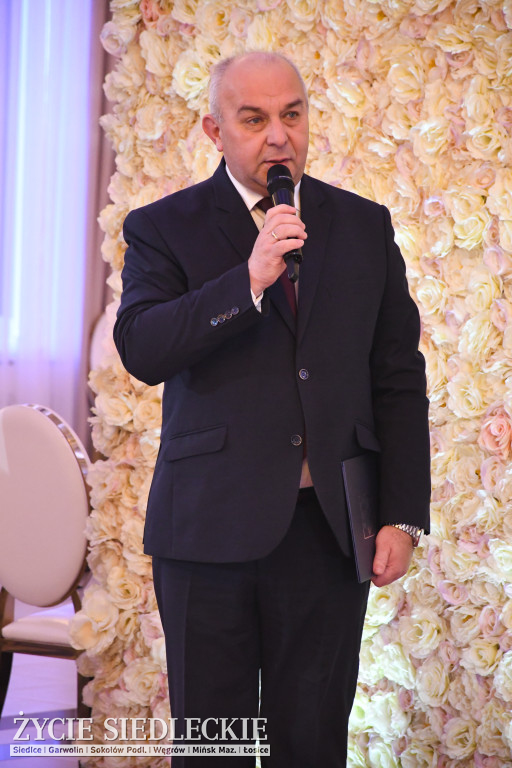 Studniówkowy bal maturzystów siedleckiej „Samochodówki”