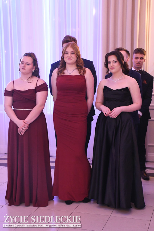 Studniówkowy bal maturzystów siedleckiej „Samochodówki”